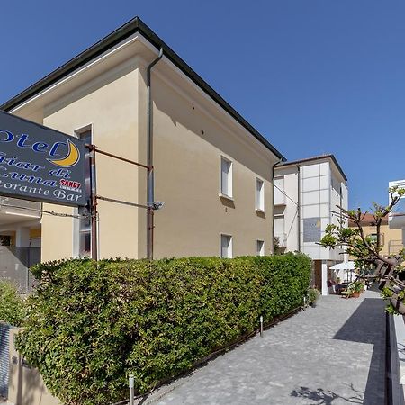 Hotel Chiar Di Luna Senigallia Exterior photo