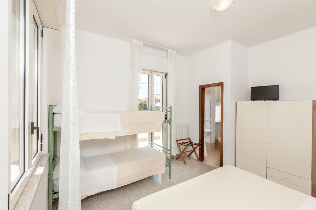 Hotel Chiar Di Luna Senigallia Exterior photo