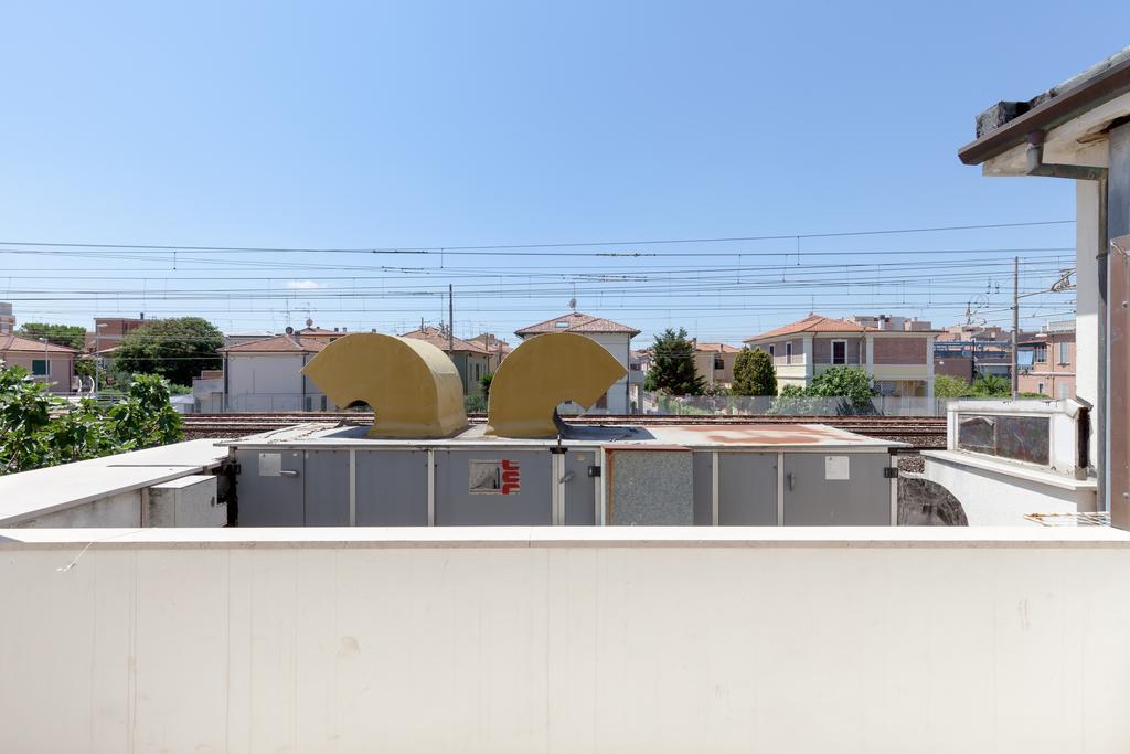 Hotel Chiar Di Luna Senigallia Room photo