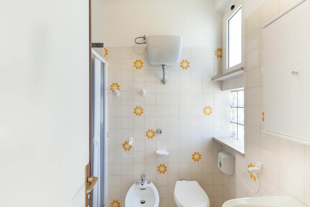 Hotel Chiar Di Luna Senigallia Room photo